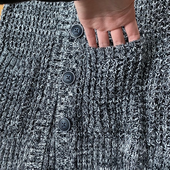 American Eagle Chunky Waffle Knit Cardigan - Picture 6 of 9